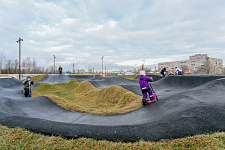 "Zima-Leto" Park in Metallostroy, Spb