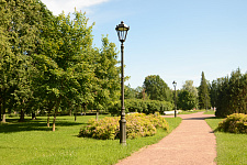 Saint Petersburg, Peterhof, square on Kalininskaya, 2025