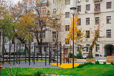 Square near Clement lane. Moscow, 2016