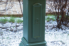 Information pointers in manor Derzhavins. Fontanka Embankment. St. Petersburg, 2020