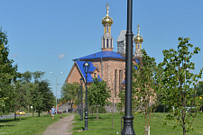 Park on the coastal street in St. Petersburg