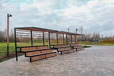 "Zima-Leto" Park in Metallostroy, Spb