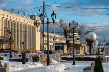 Railway Station Square station Bryansk-Orel and Square them. IN AND. Lenin Bryansk, 2020