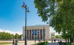 Teatr Yunykh Zriteley, St Petersburg, 2023