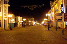 The pedestrian zone: Bolshaya Pokrovskaya, in February 2006, Nizhny Novgorod
