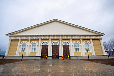 konnyy-kompleks-moskino-v-p-krasnopakhorskoe