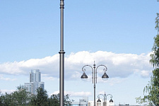 Cast-iron lanterns in Yekaterinburg