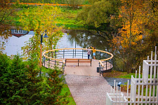 park-pevcheskoe-pole-v-poselke-dubrovitsy-g-o-podolsk-mo