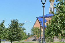 Park on the coastal street in St. Petersburg